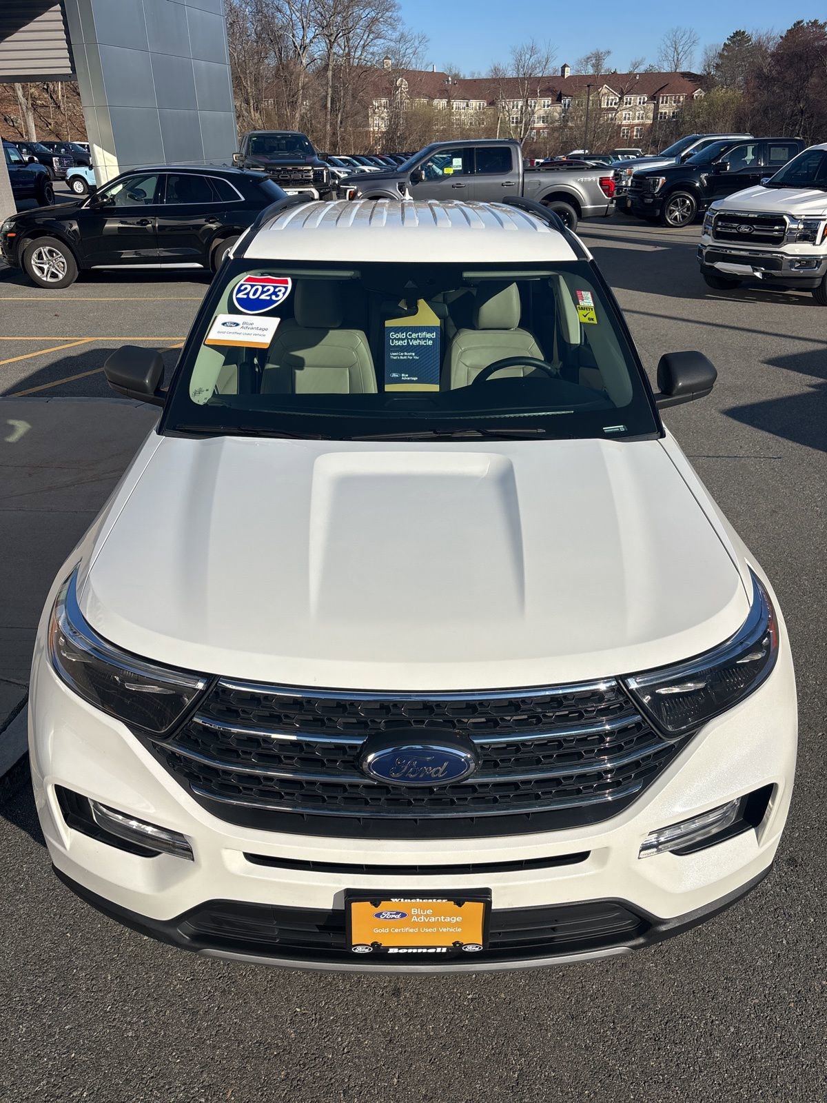 Certified 2023 Ford Explorer XLT w/ Equipment Group 202A AWD/4WD image 9