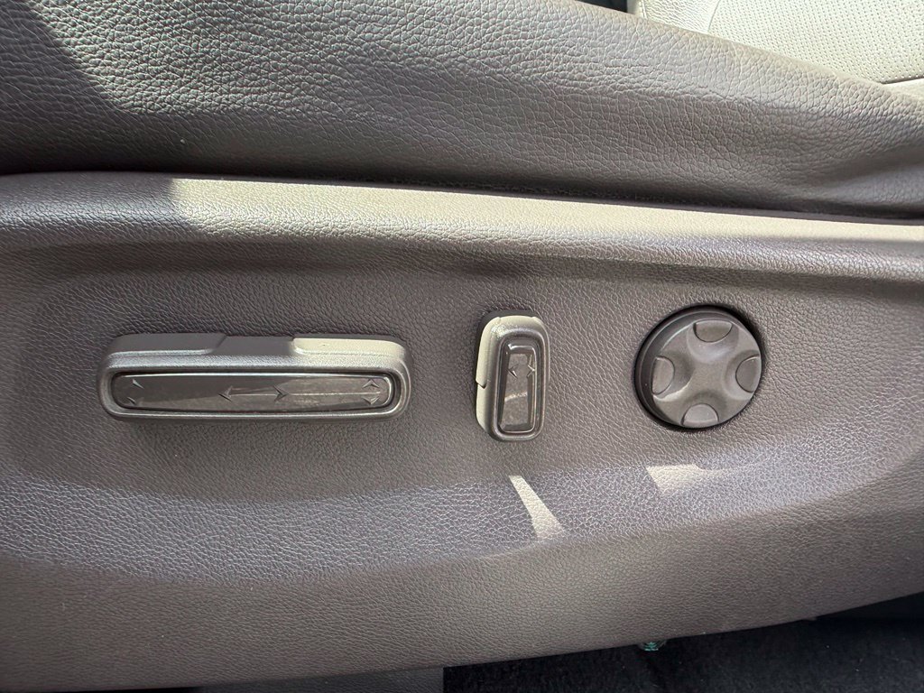 Used 2019 Honda Odyssey Elite image 32