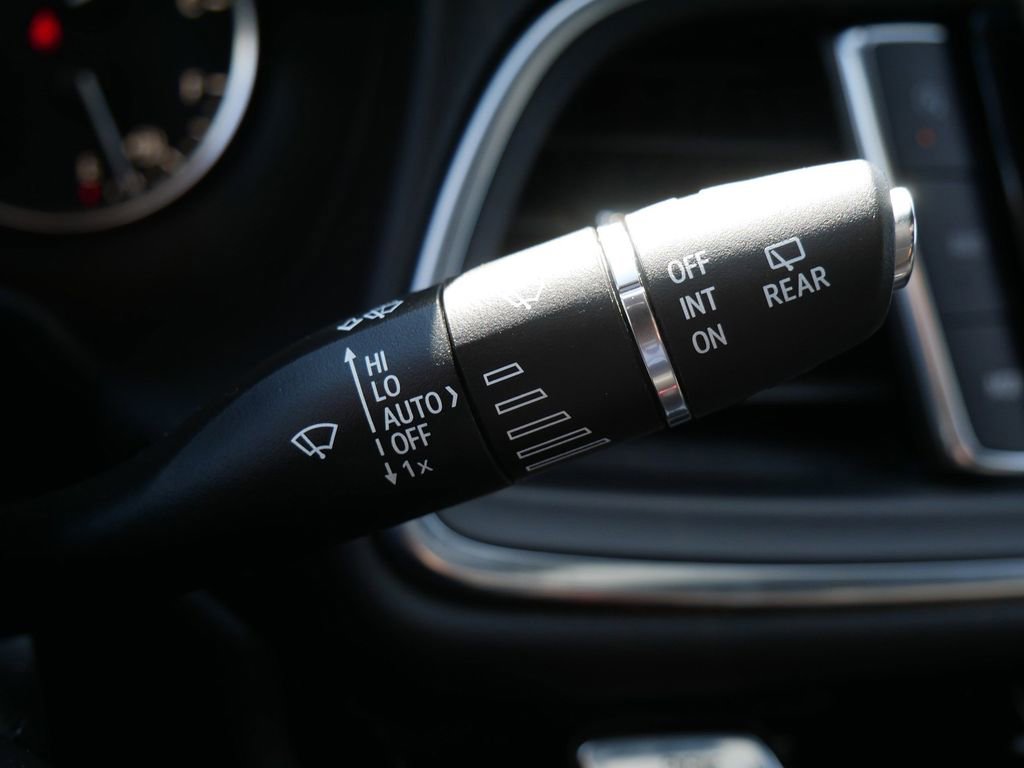 Used 2023 Buick Enclave Avenir w/ Trailering Package, 5000 lbs. AWD/4WD image 29