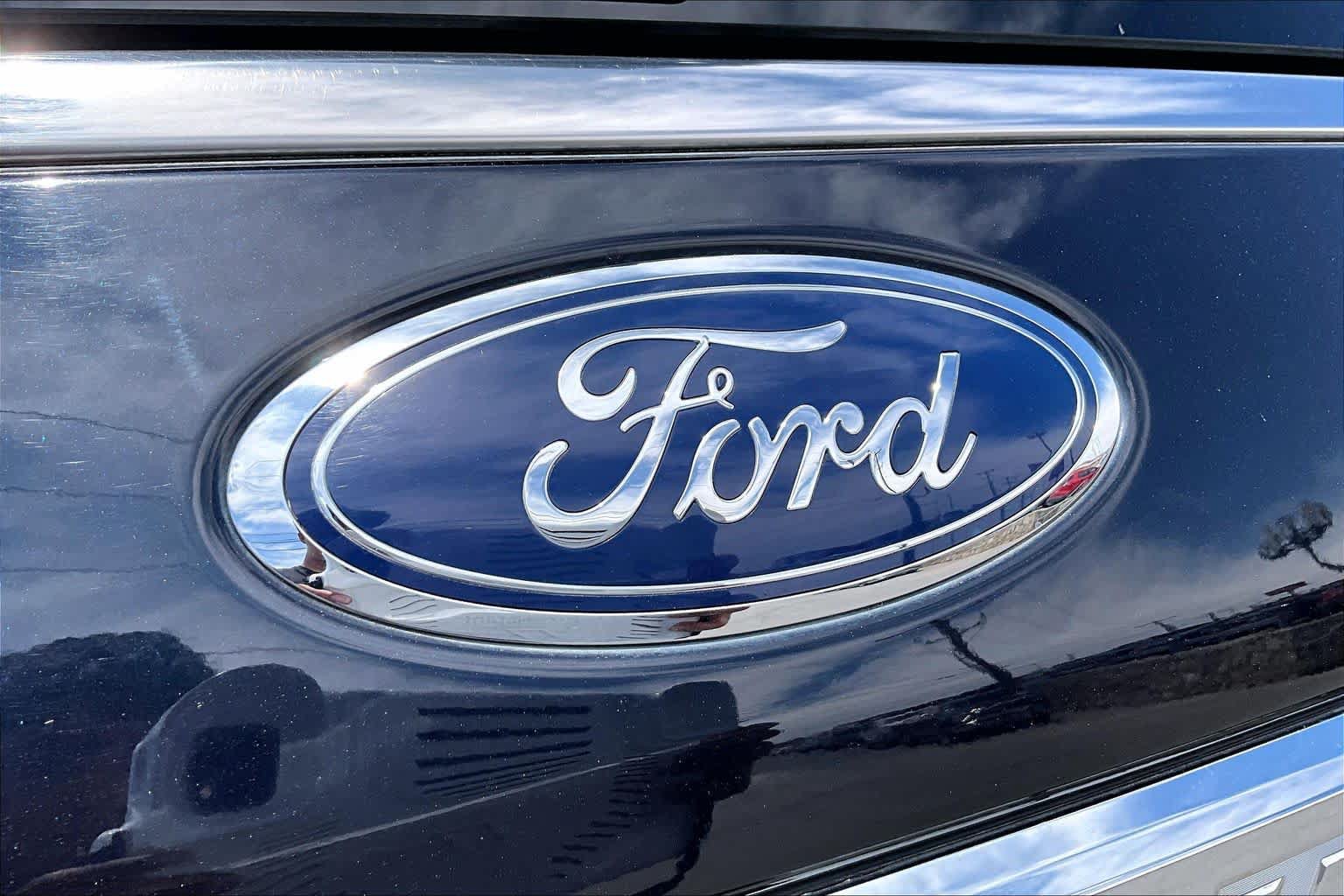 Certified 2021 Ford Expedition XLT RWD image 30