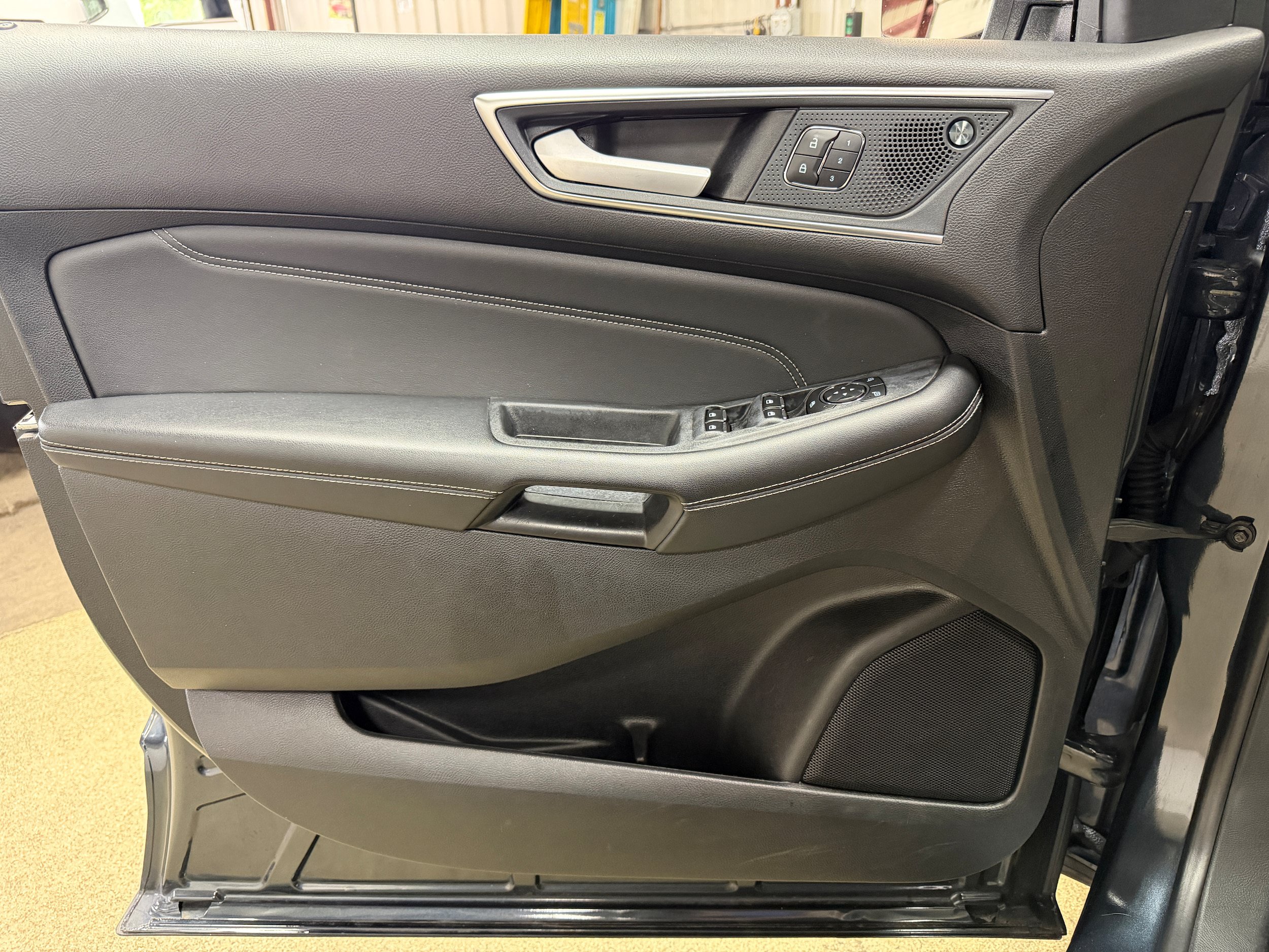 Certified 2024 Ford Edge Titanium AWD/4WD image 13