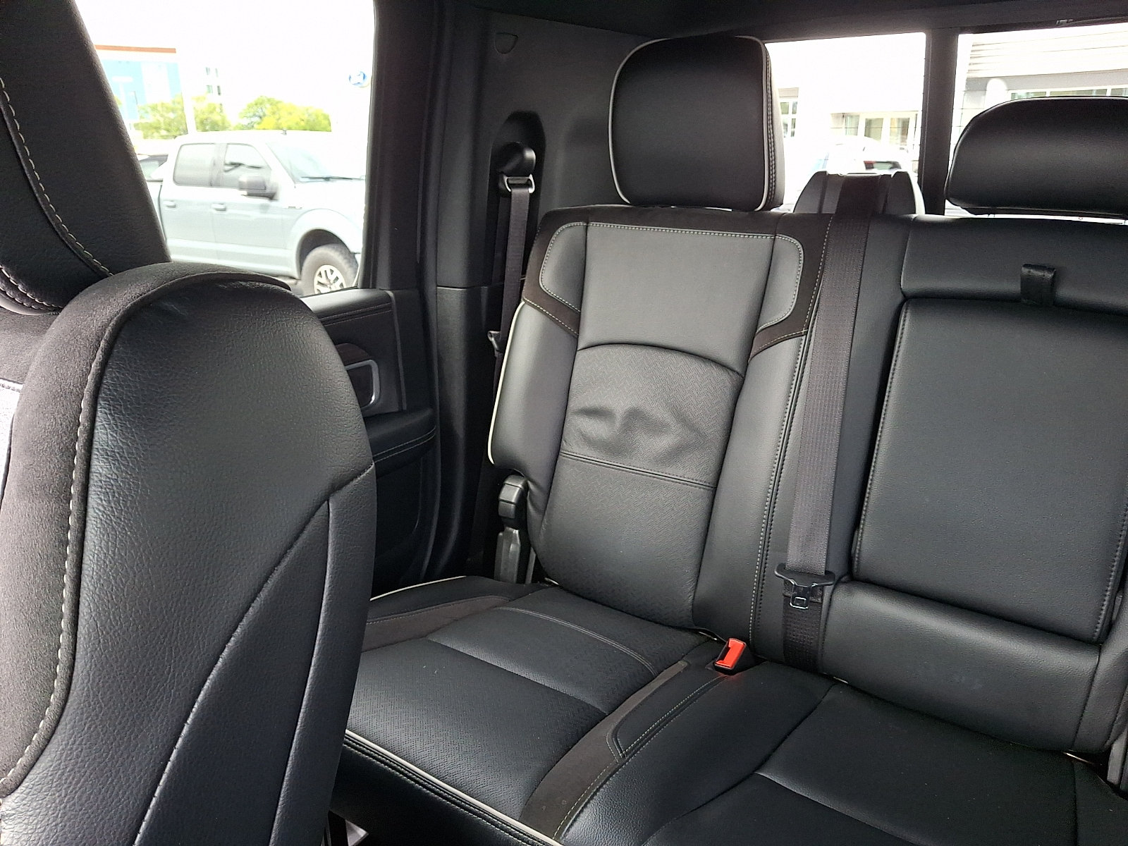 Used 2025 RAM 2500 Laramie w/ Night Edition AWD/4WD image 17