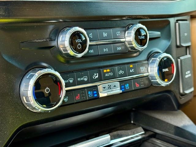 Certified 2023 Ford F250 Lariat w/ Lariat Ultimate Package image 17