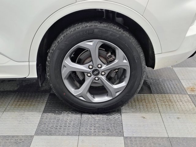 Certified 2024 Ford Escape ST-Line Select w/ Tech Pack #2 AWD/4WD image 16