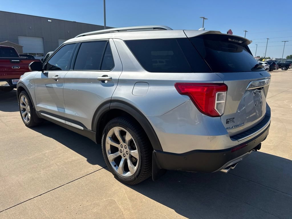 Certified 2020 Ford Explorer Platinum w/ Premium Technology Package AWD/4WD image 10