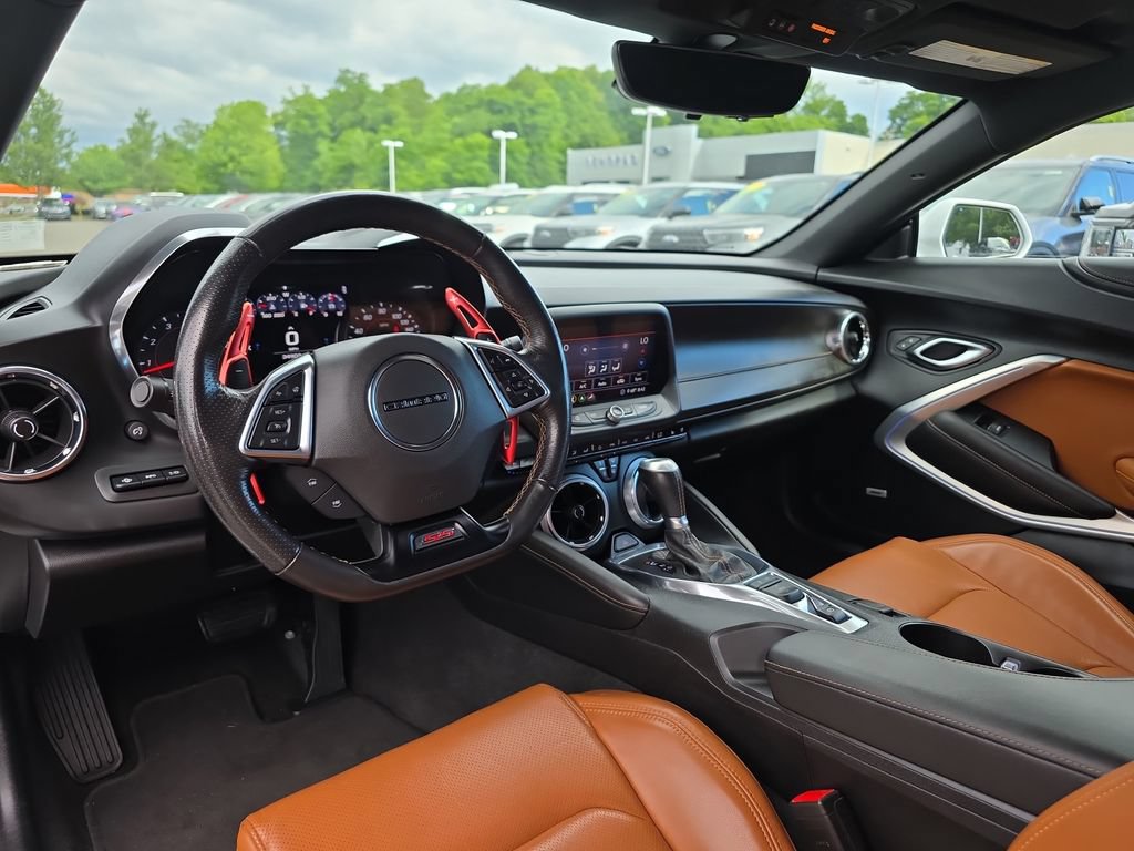 Used 2020 Chevrolet Camaro SS RWD image 24