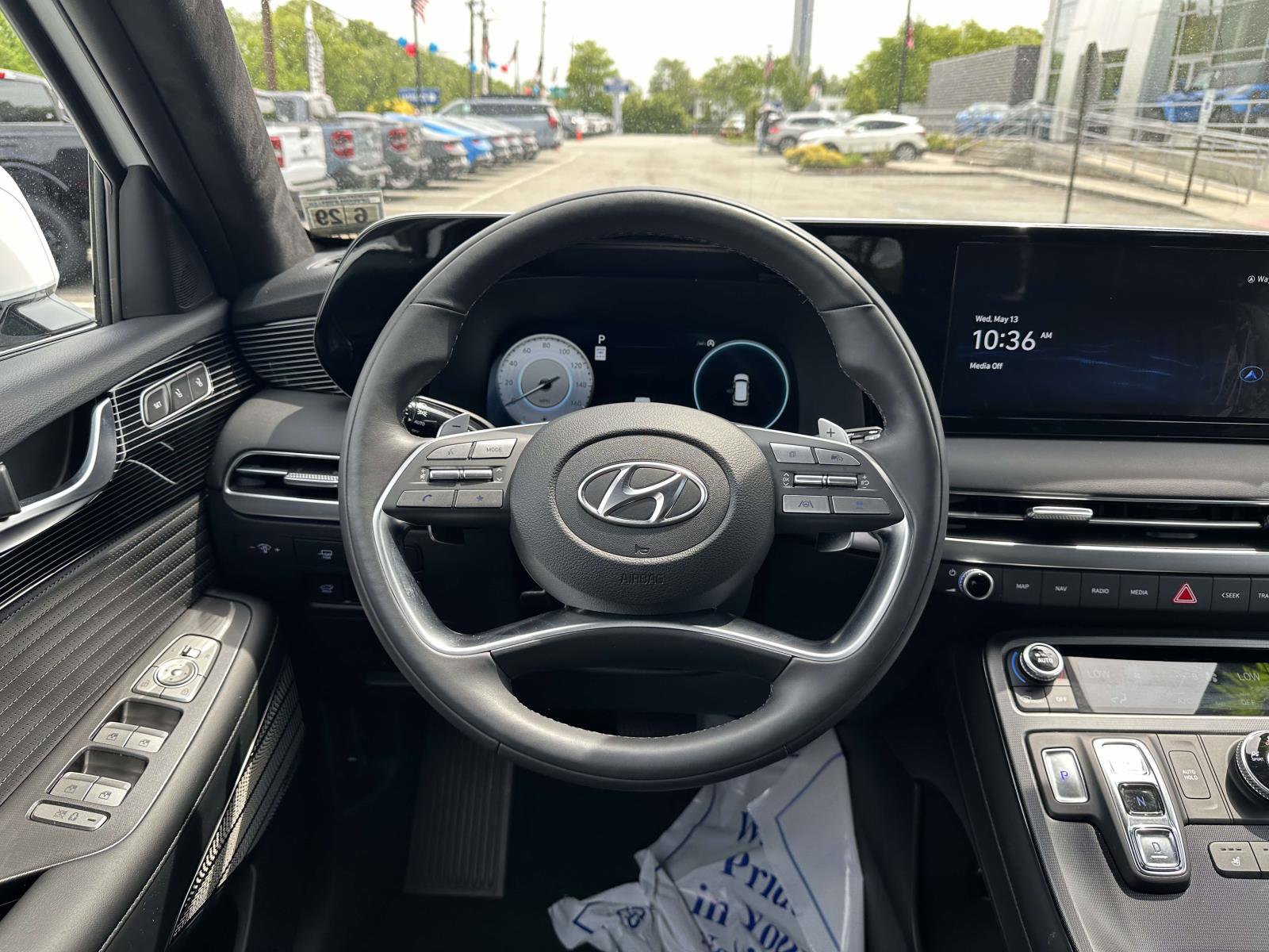 Used 2024 Hyundai Palisade Calligraphy AWD/4WD image 12