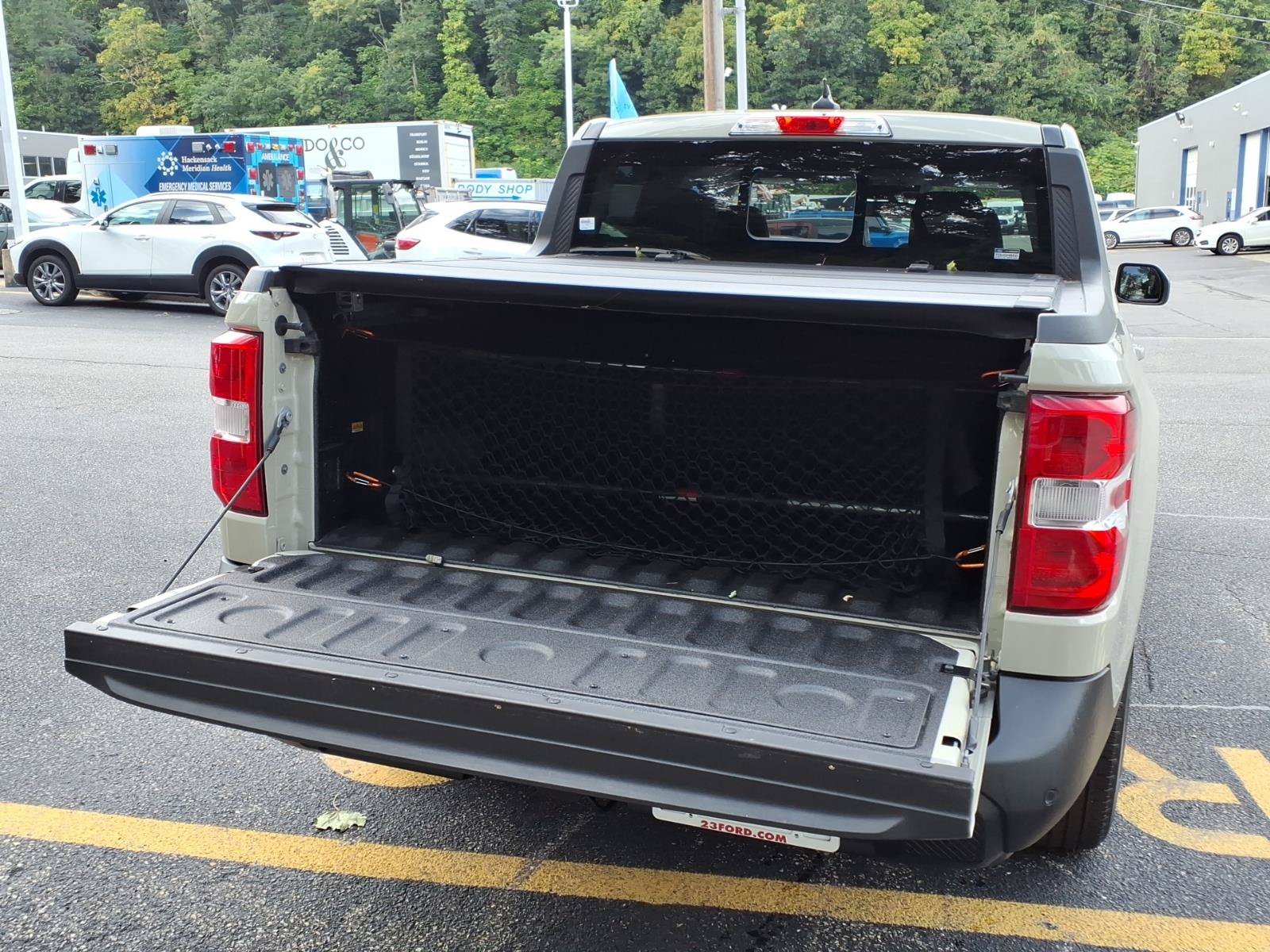 Certified 2024 Ford Maverick Lariat FWD image 28