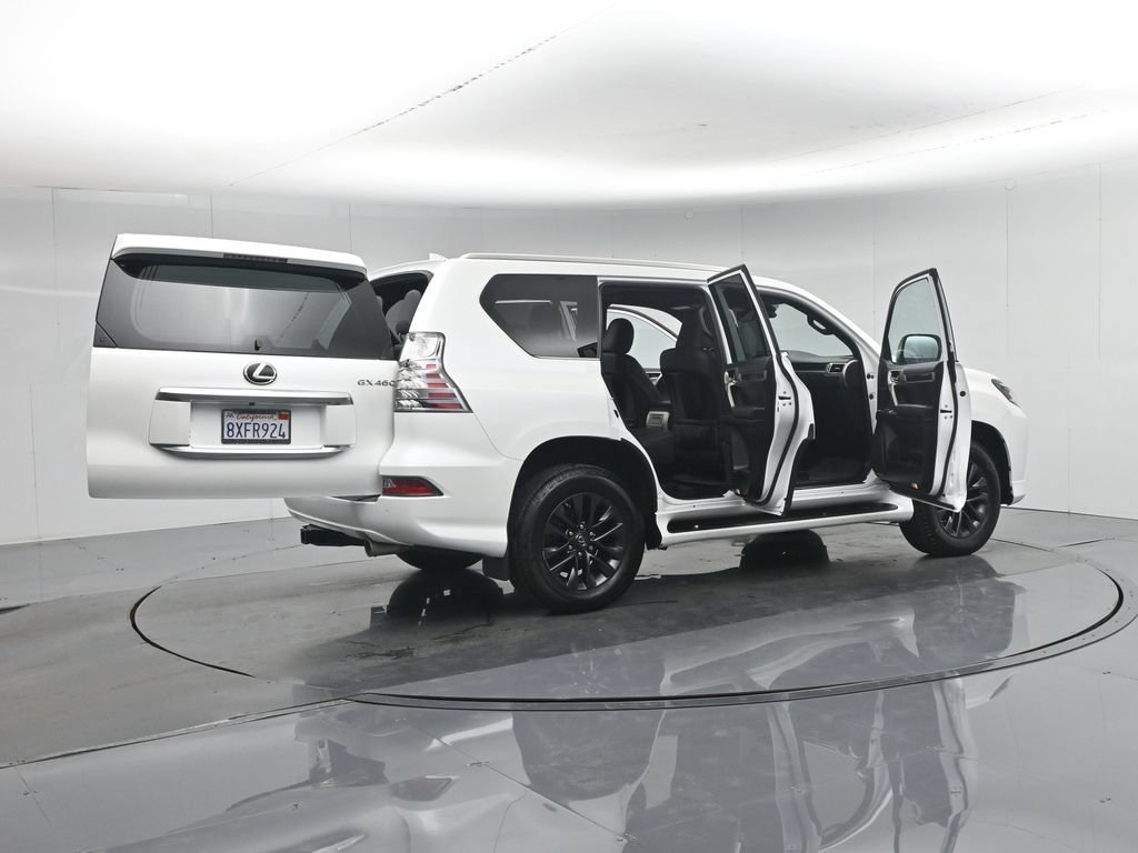 Used 2021 Lexus GX 460 Premium w/ Premium Package AWD/4WD image 6