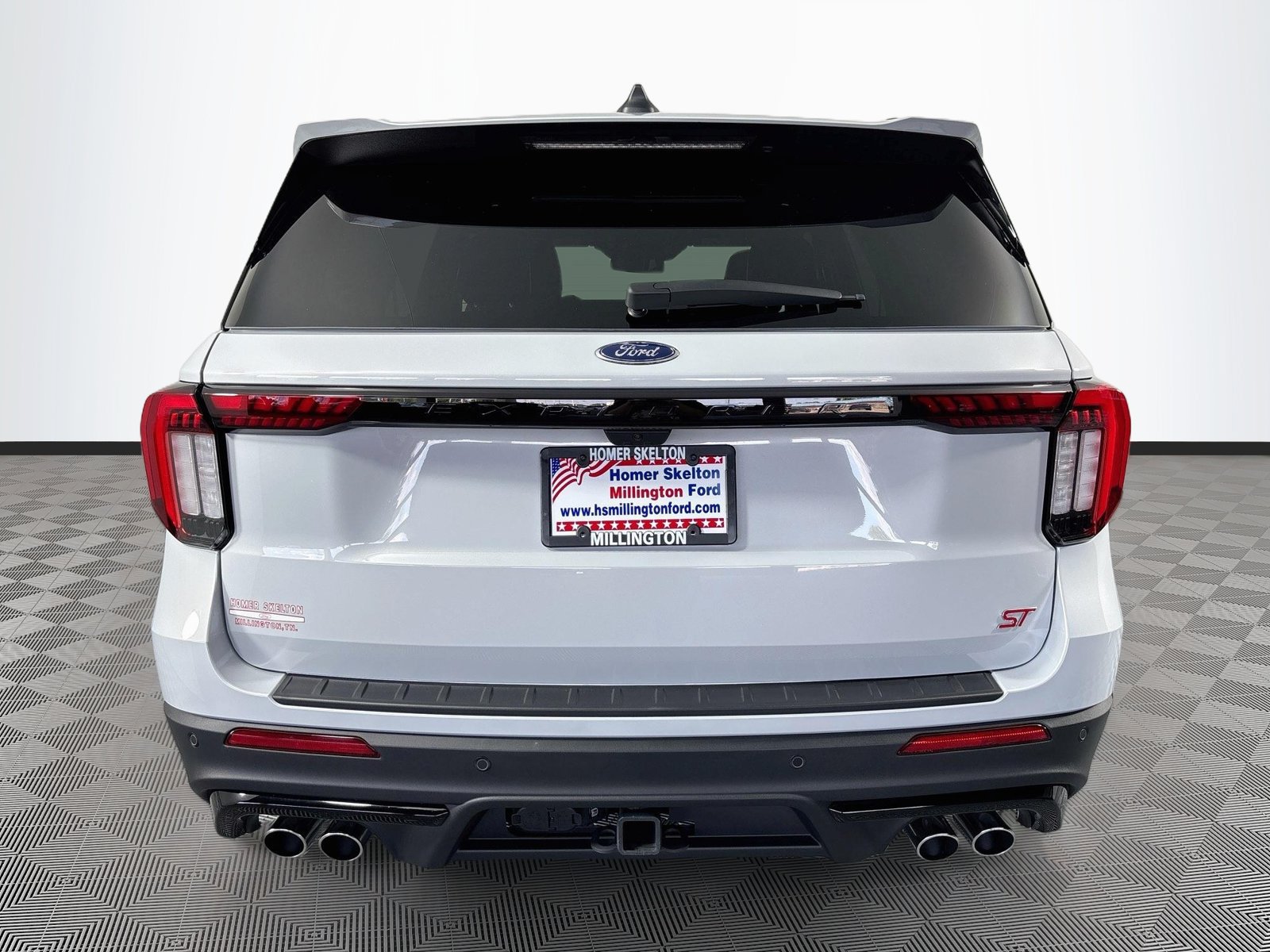 Certified 2026 Ford Explorer ST AWD/4WD image 6