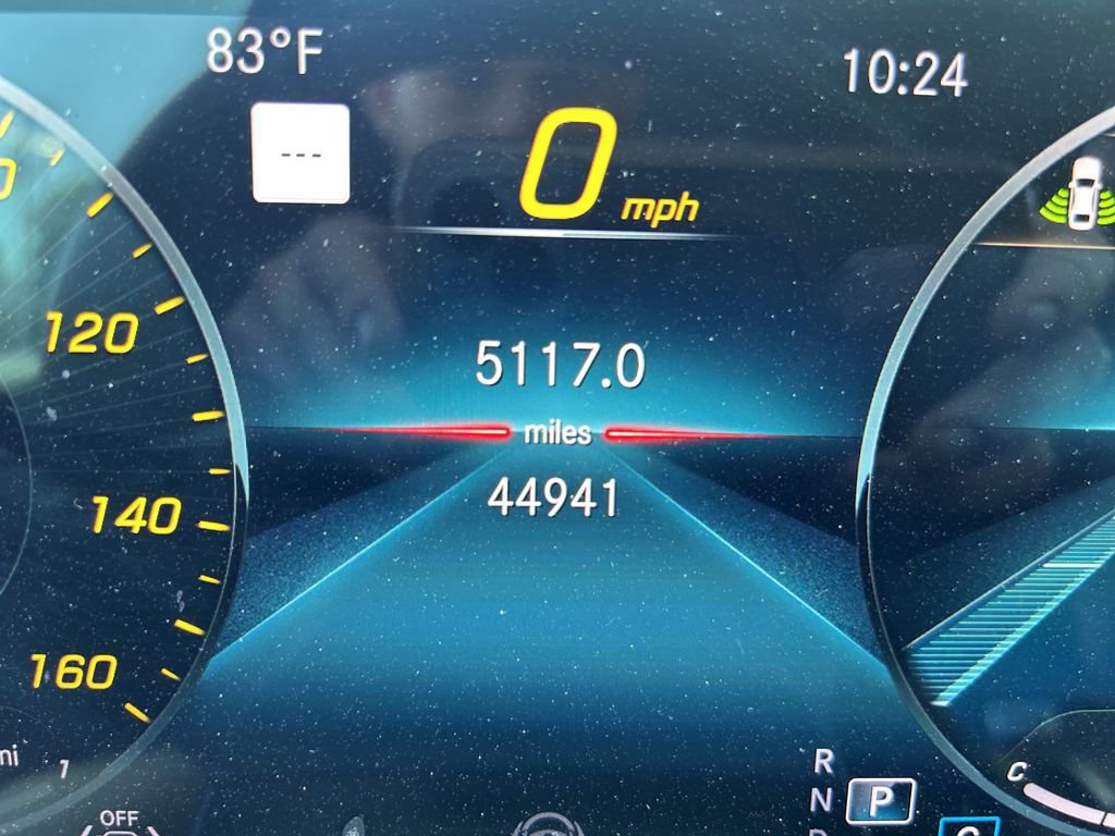 Used 2022 Mercedes-Benz GLE 350 4MATIC w/ AMG Line Exterior image 22