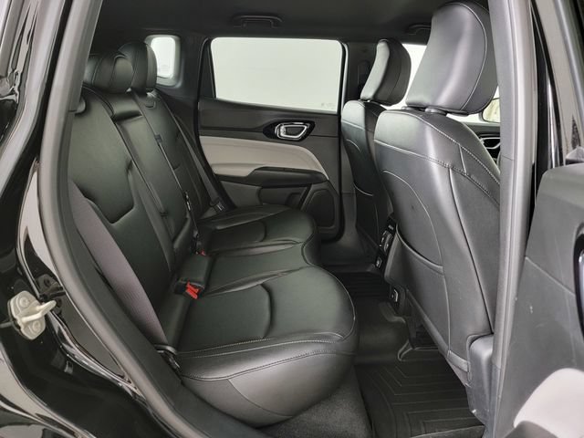 Used 2024 Jeep Compass Limited AWD/4WD image 17