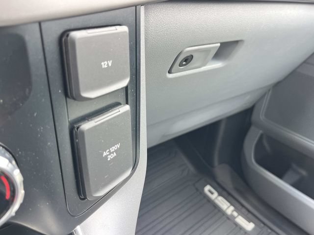 Certified 2024 Ford F150 XLT w/ Equipment Group 302A MID AWD/4WD image 40