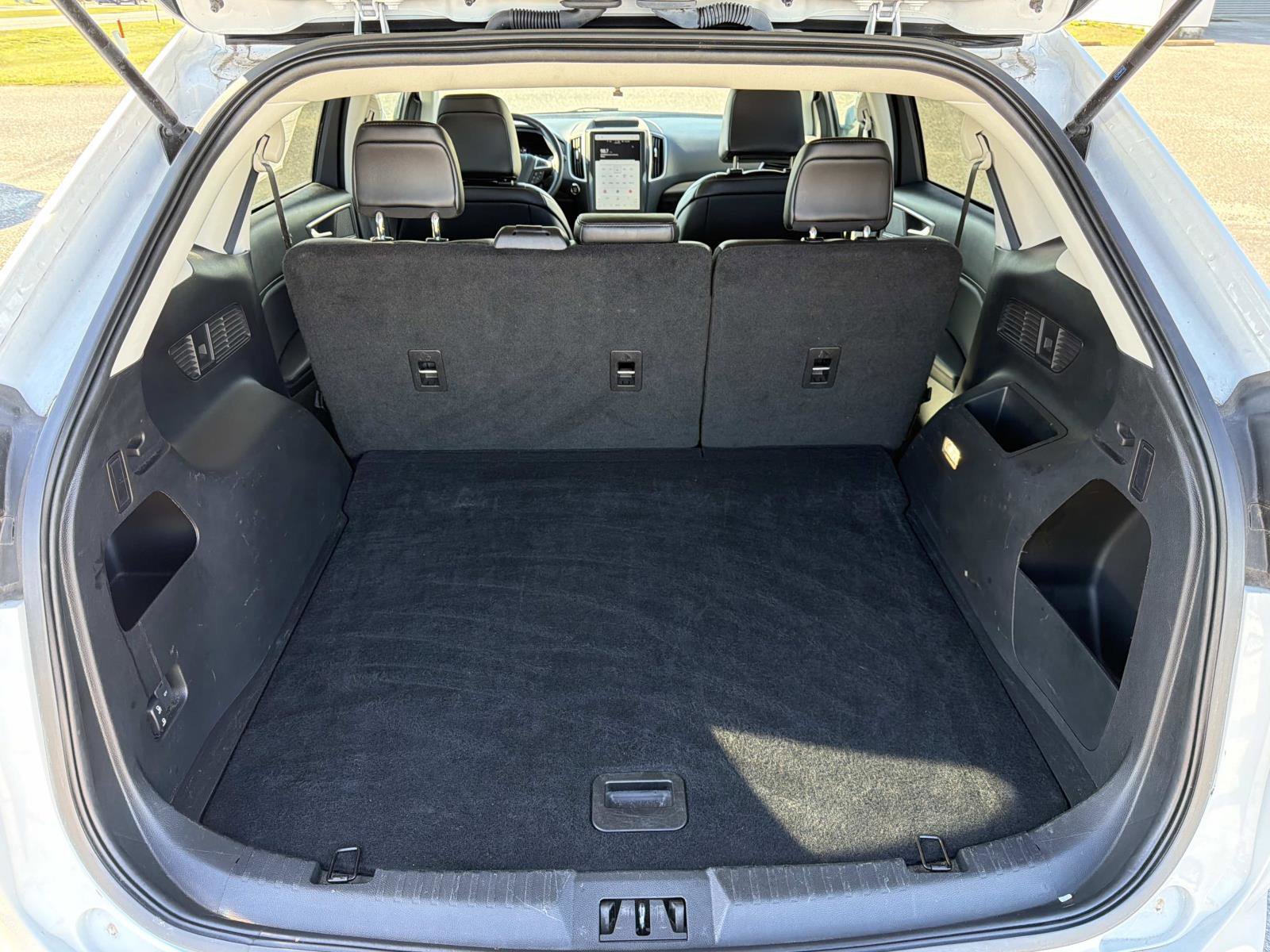 Certified 2024 Ford Edge SEL image 9