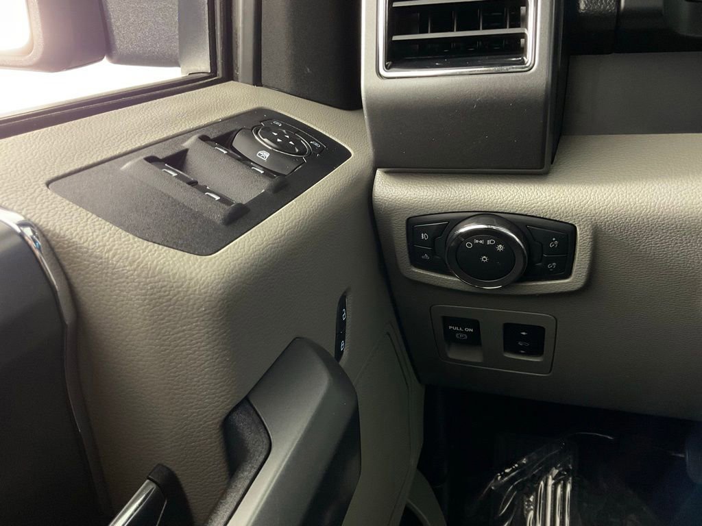 Certified 2018 Ford F150 XLT w/ Equipment Group 301A Mid AWD/4WD image 18