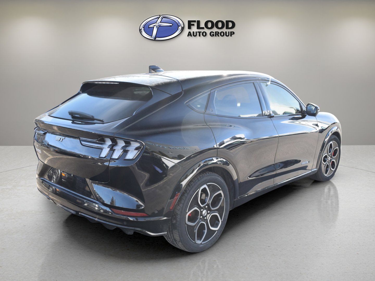 Certified 2022 Ford Mustang Mach-E GT image 4