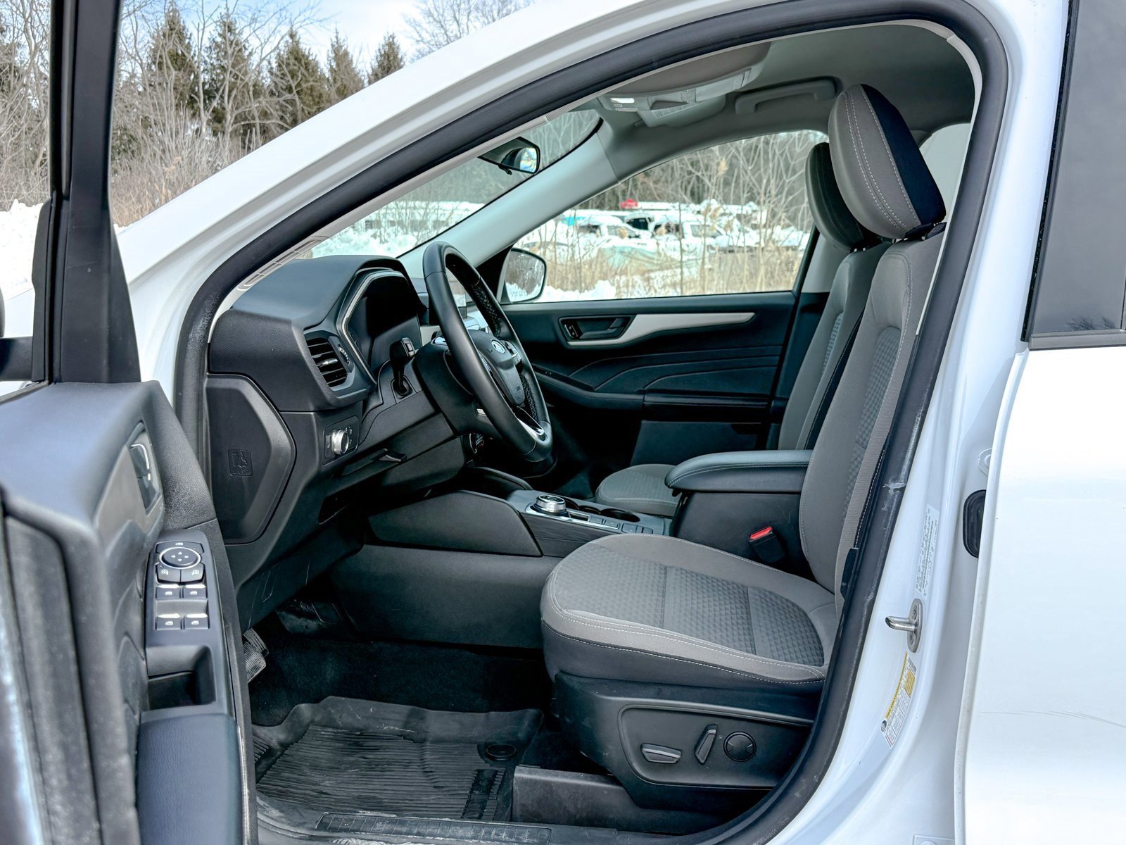 Certified 2022 Ford Escape SE w/ Convenience Package image 19