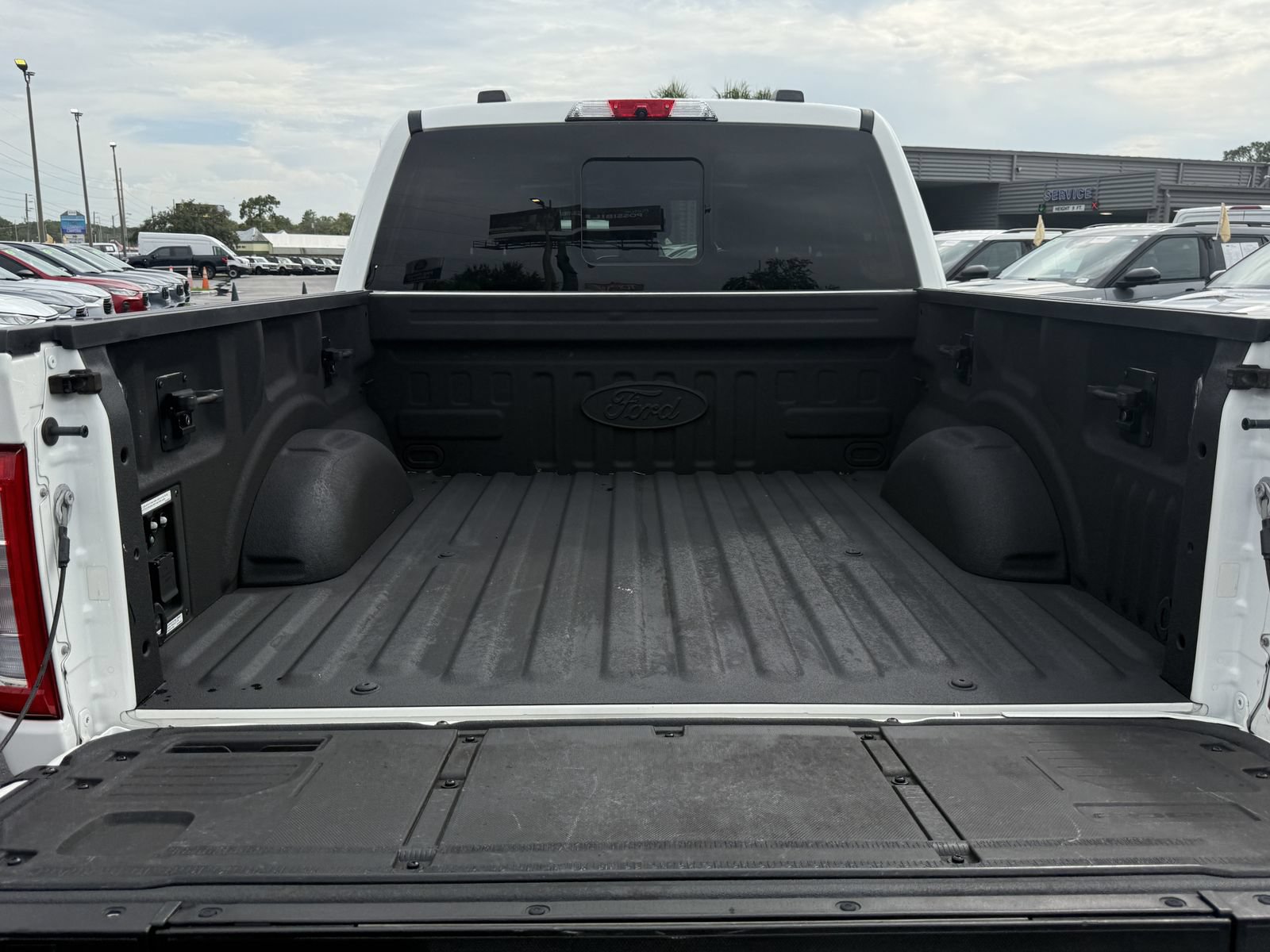 Certified 2022 Ford F150 Lariat w/ Equipment Group 502A High AWD/4WD image 13
