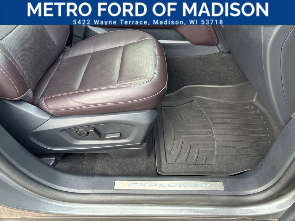 Certified 2025 Ford Explorer Platinum AWD/4WD image 52