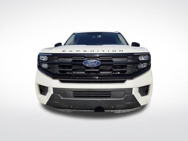 Certified 2025 Ford Expedition Max Active RWD image 3