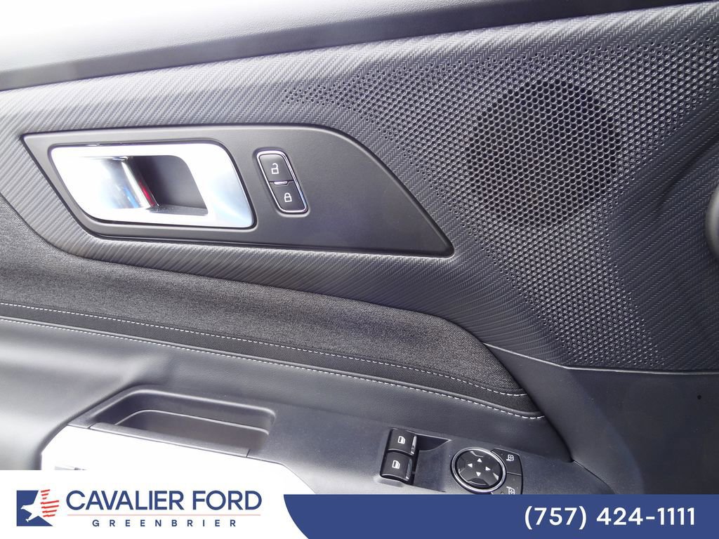 Certified 2025 Ford Mustang GT RWD image 13