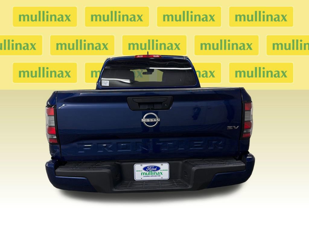 Used 2022 Nissan Frontier SV RWD image 9