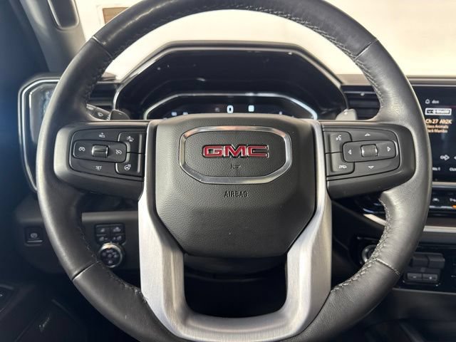 Used 2022 GMC Sierra 1500 SLT w/ SLT Premium Plus Package AWD/4WD image 16