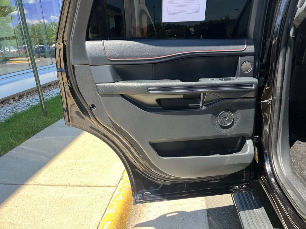 Certified 2023 Ford Expedition Limited AWD/4WD image 19