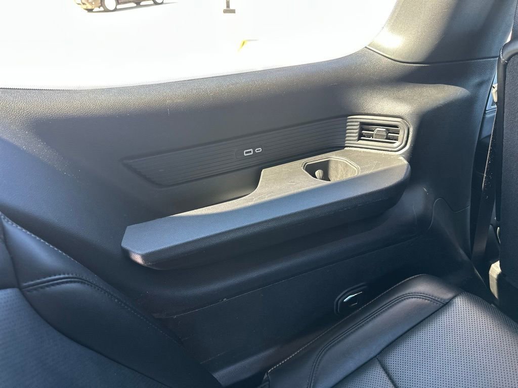 Used 2024 Jeep Wagoneer Series II w/ Flexible Seating Group image 39