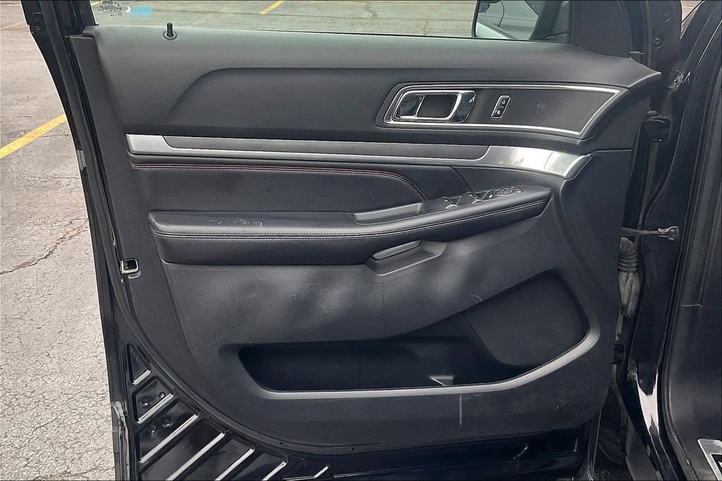Certified 2017 Ford Explorer Sport AWD/4WD image 16