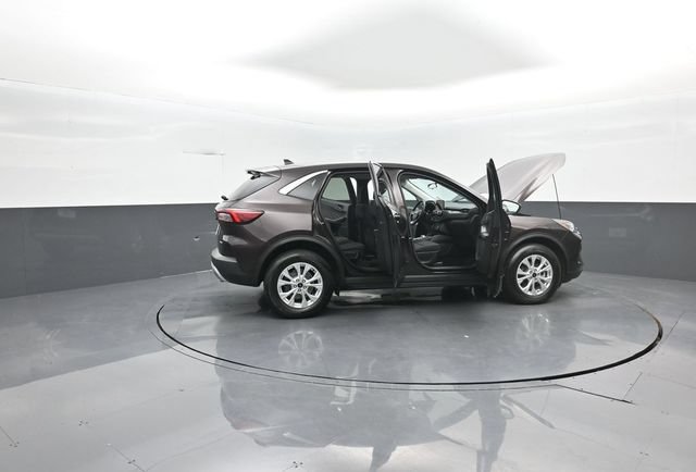 Certified 2023 Ford Escape Active AWD/4WD image 44
