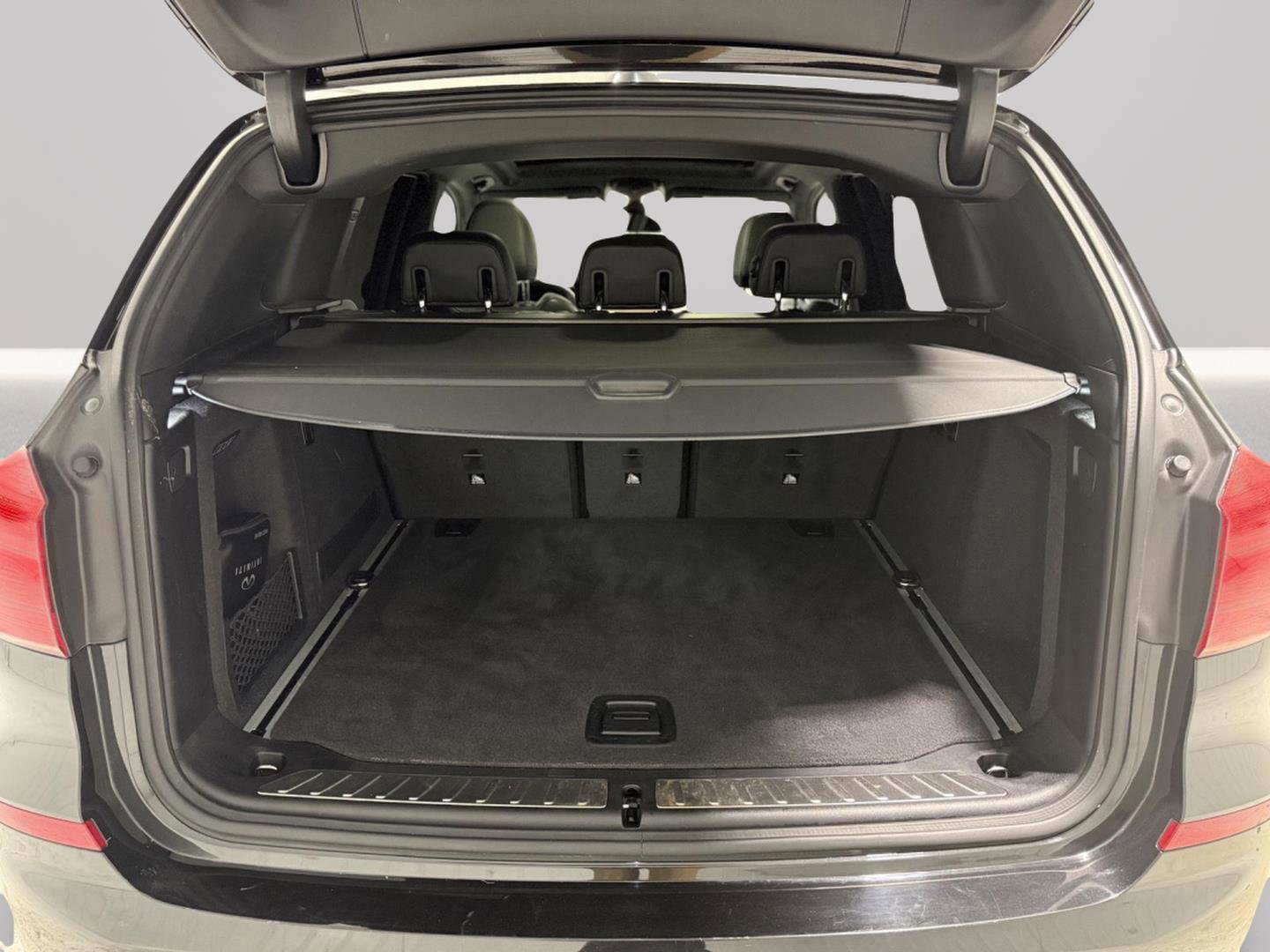 Used 2019 BMW X3 sDrive30i w/ Driving Assistance Package image 62