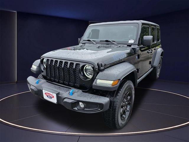 Used 2023 Jeep Wrangler Unlimited w/ Cold Weather Group AWD/4WD image 9