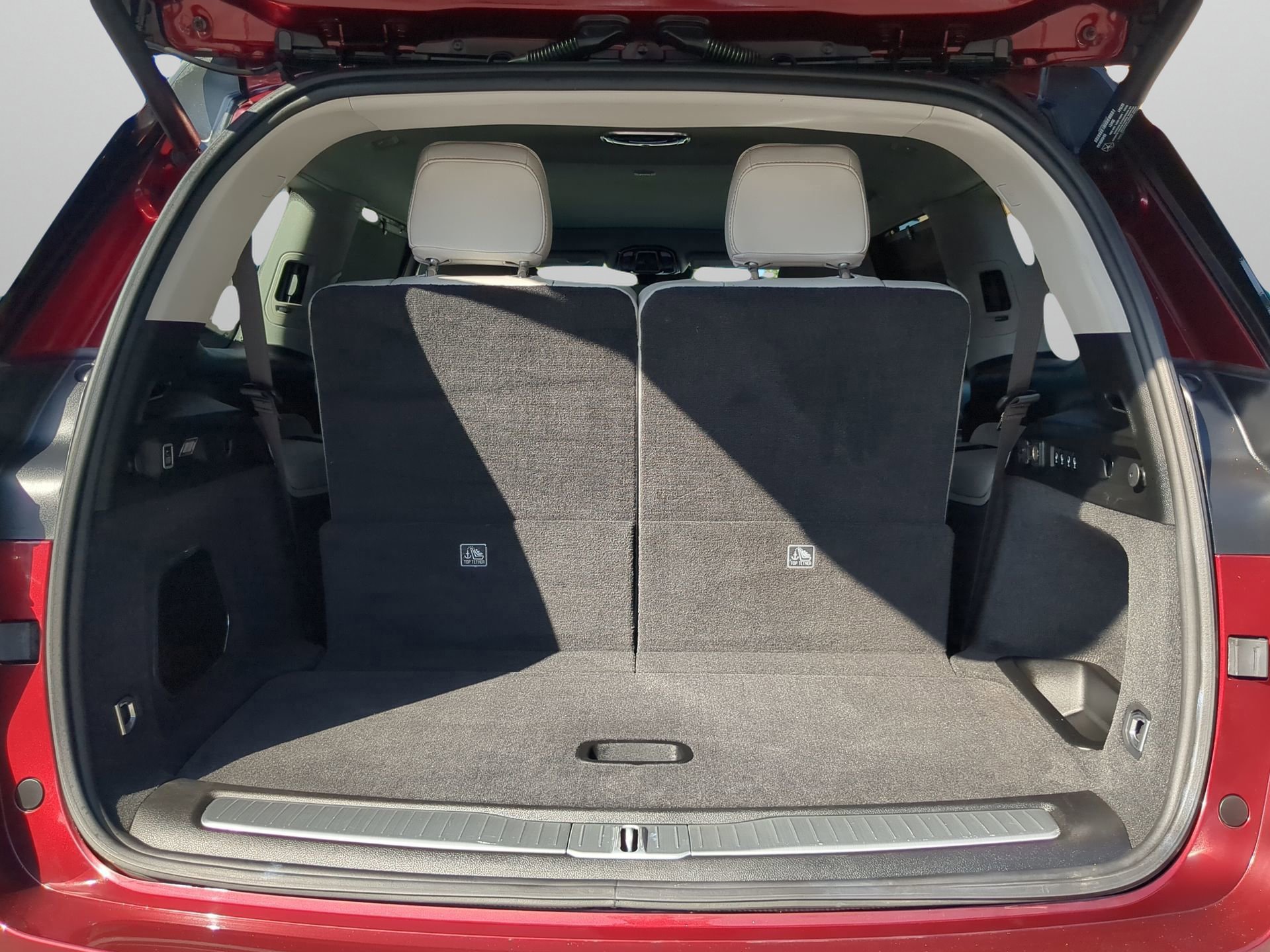 Used 2022 Jeep Grand Cherokee L Summit w/ Advanced Protech Group IV image 38