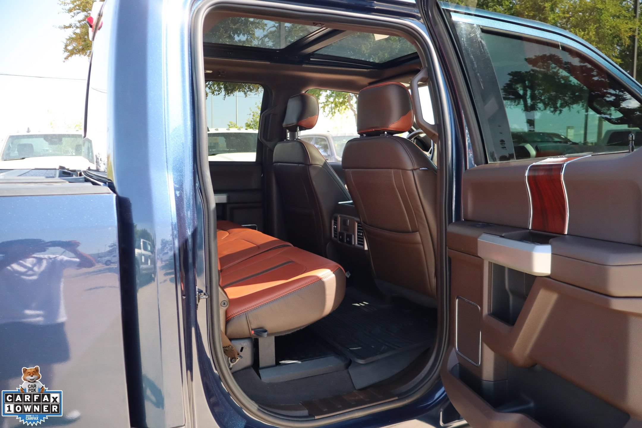 Certified 2019 Ford F450 King Ranch w/ King Ranch Ultimate Package AWD/4WD image 29
