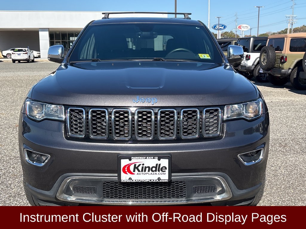 Used 2017 Jeep Grand Cherokee Limited w/ Trailer Tow Group IV AWD/4WD image 2