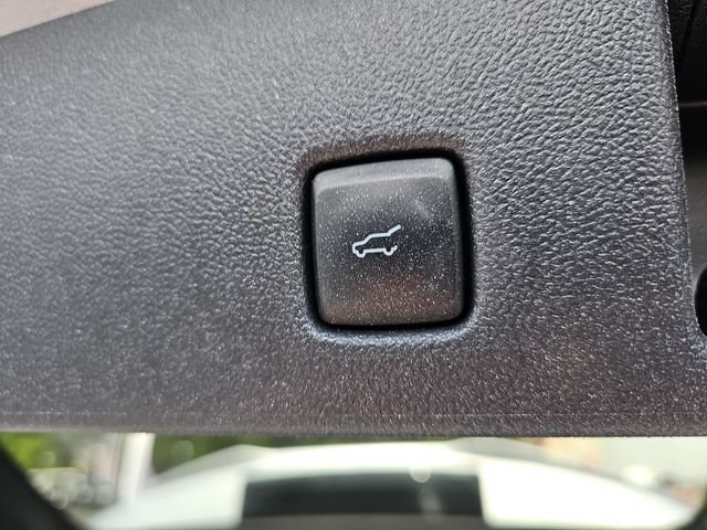Certified 2023 Ford Escape ST-Line w/ Cold Weather Package FWD image 13