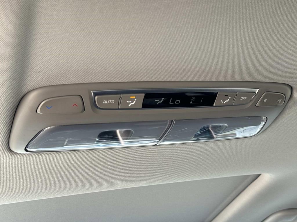 Used 2023 Kia Telluride S w/ S Sunroof Package AWD/4WD image 26