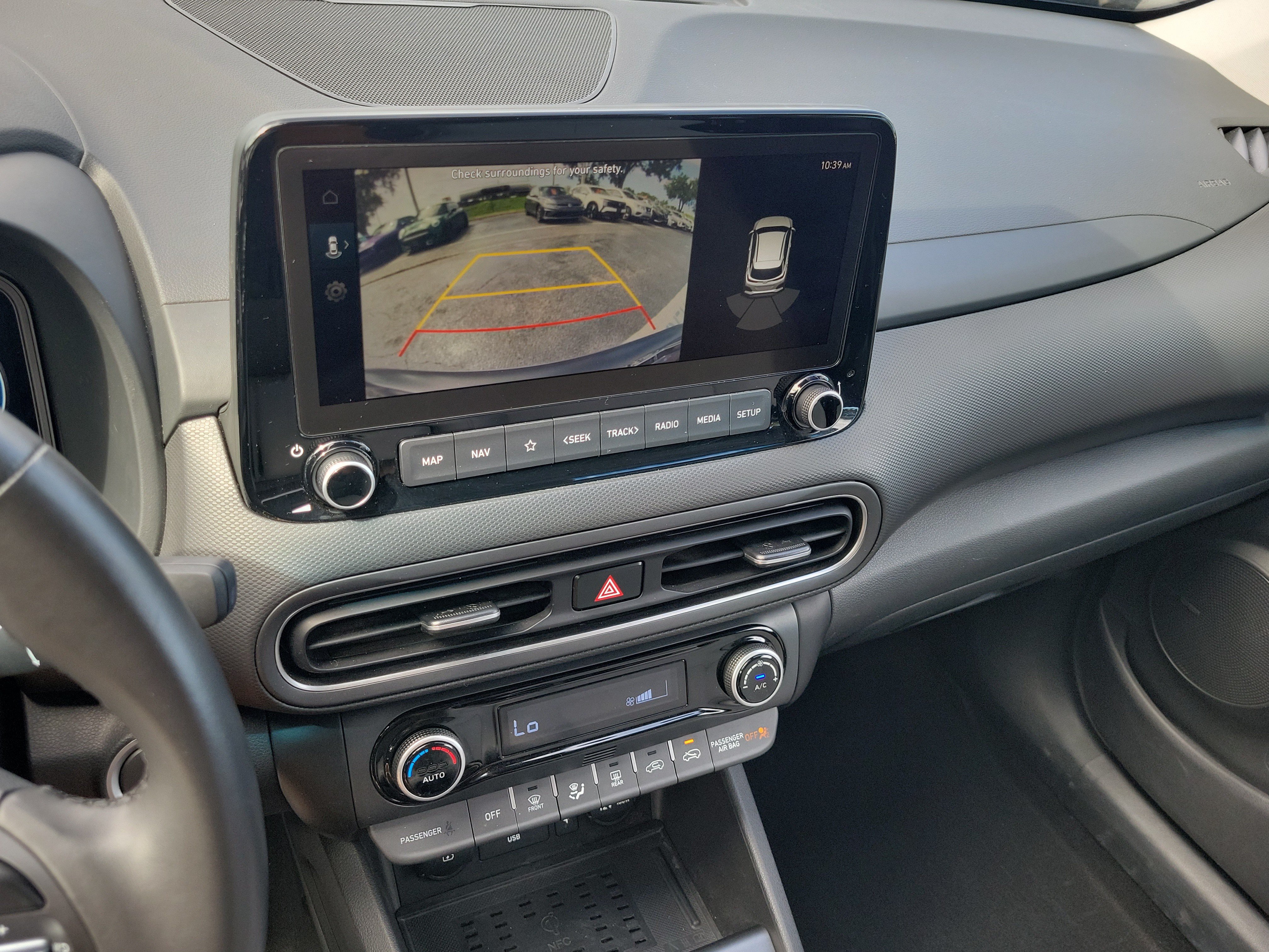 Used 2023 Hyundai Kona Limited AWD/4WD image 26