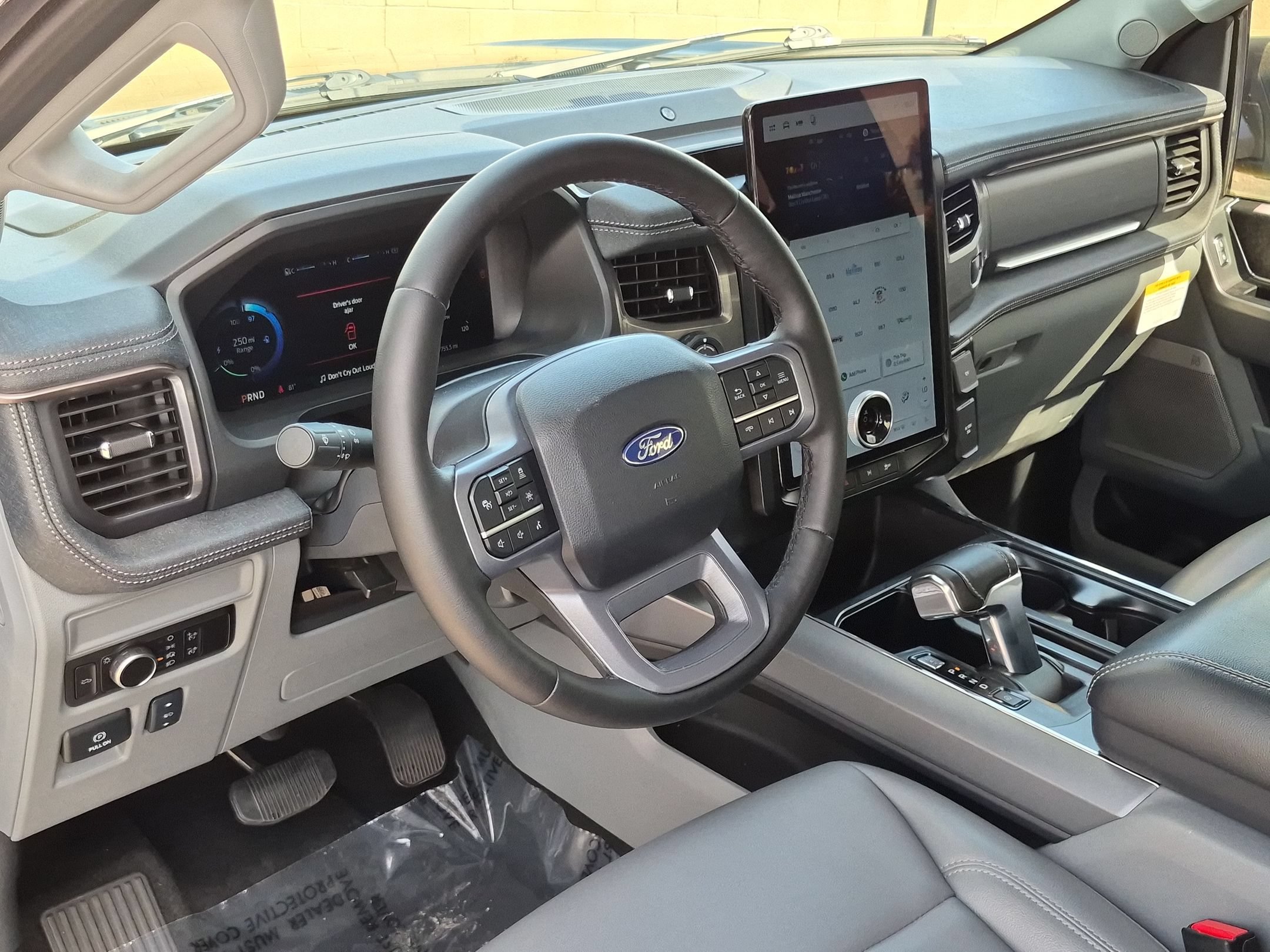Certified 2025 Ford F150 Lightning Flash AWD/4WD image 13