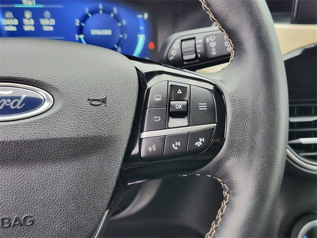 Certified 2022 Ford Escape Titanium w/ Titanium Elite Package image 31