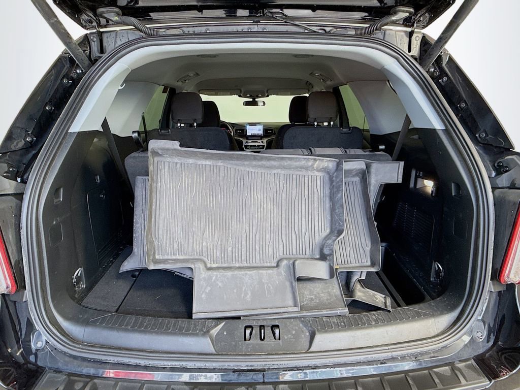 Certified 2023 Ford Explorer XLT image 26