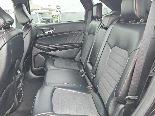Certified 2024 Ford Edge ST-Line AWD/4WD image 28