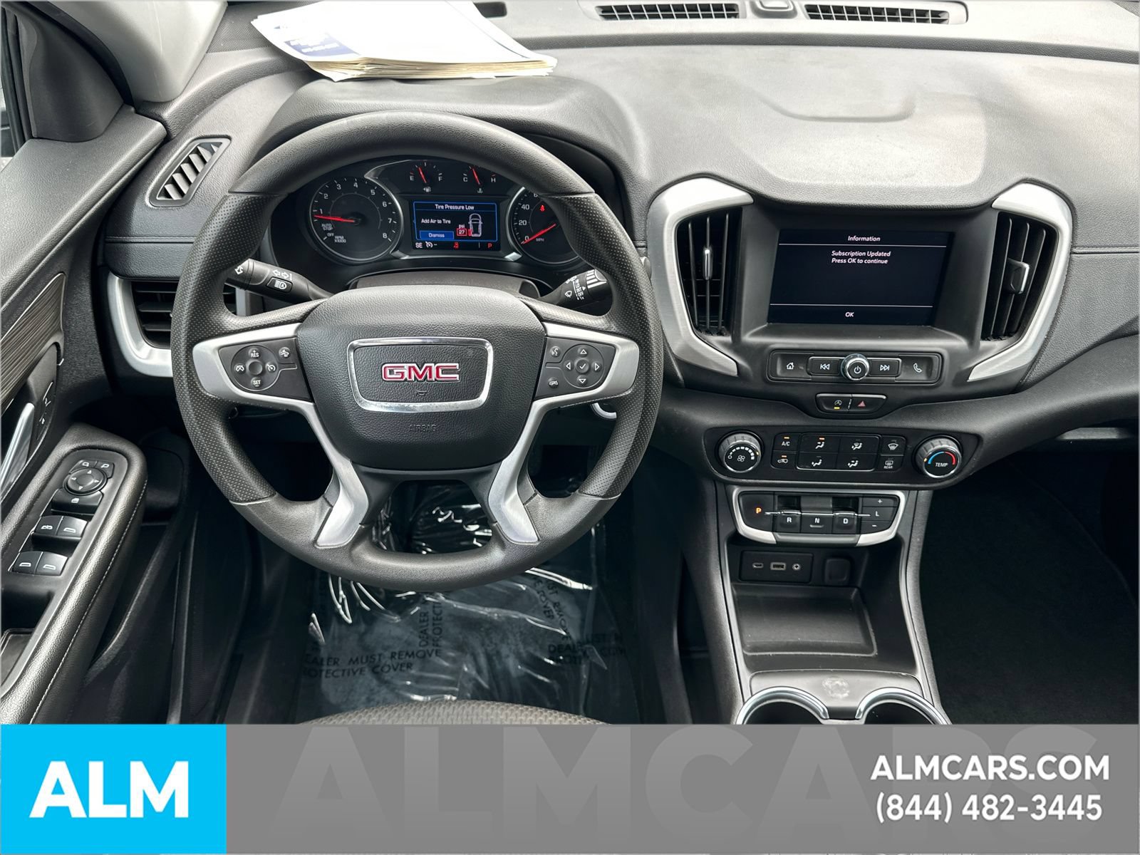 Used 2024 GMC Terrain SLE FWD image 26