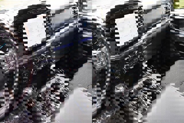 Certified 2022 Ford F150 XLT w/ Equipment Group 302A High image 27