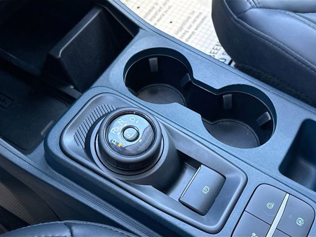 Certified 2024 Ford Maverick Lariat w/ Black Appearance Package image 28