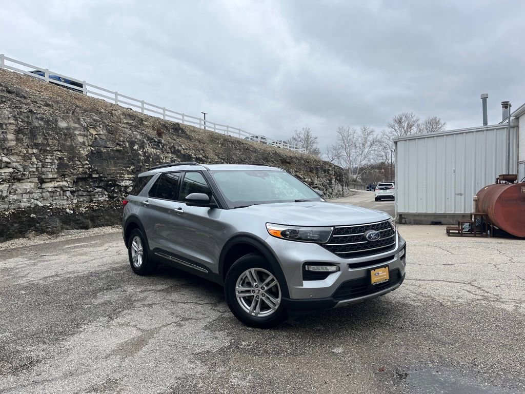 Certified 2023 Ford Explorer XLT w/ Equipment Group 202A