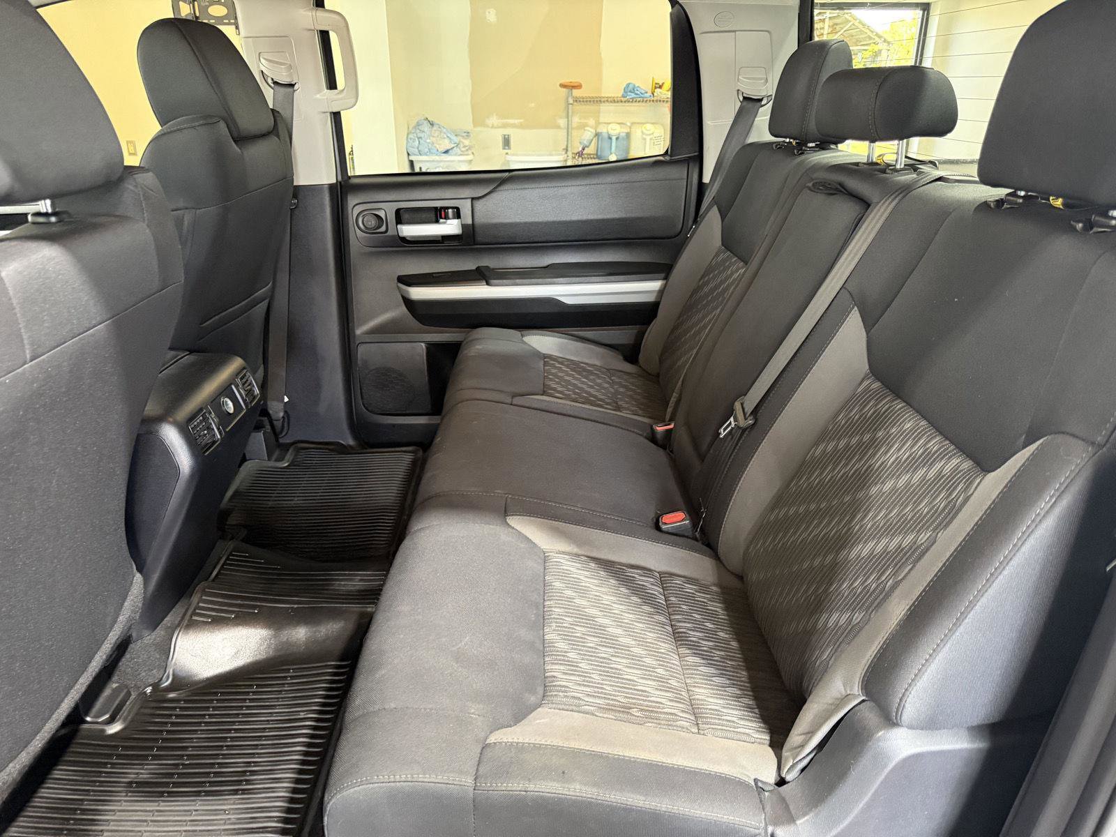 Used 2020 Toyota Tundra SR5 w/ SR5 Upgrade Package AWD/4WD image 23