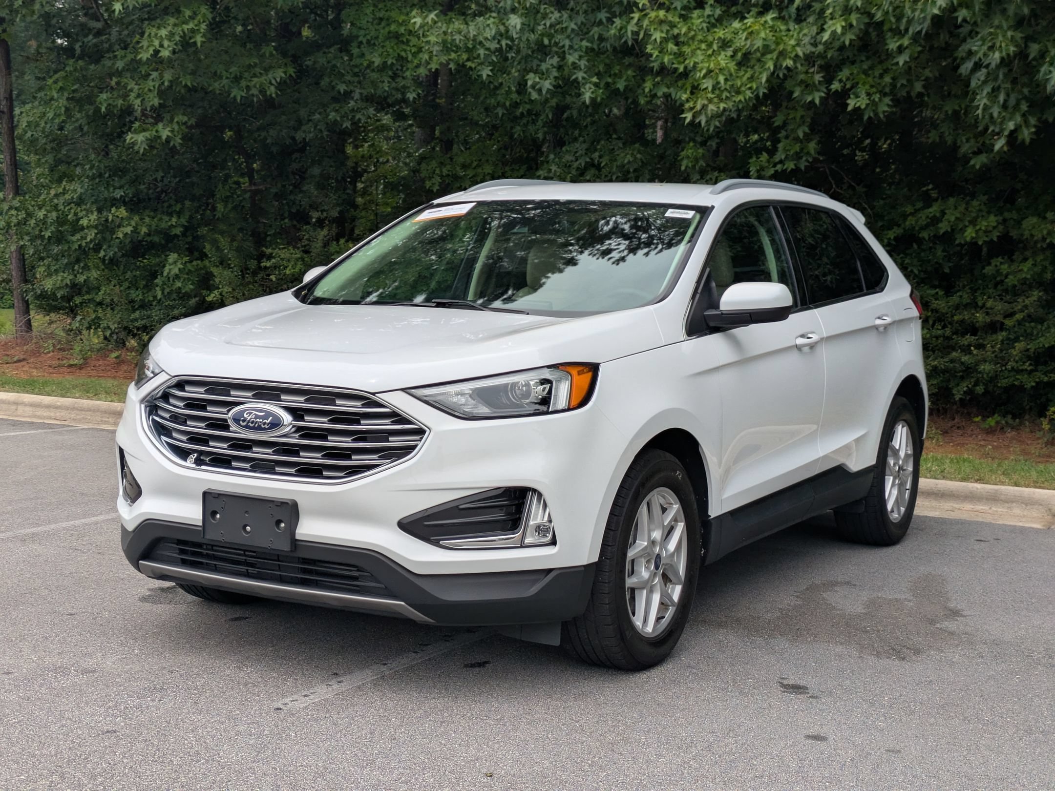 Certified 2022 Ford Edge SEL w/ Convenience Package AWD/4WD image 6