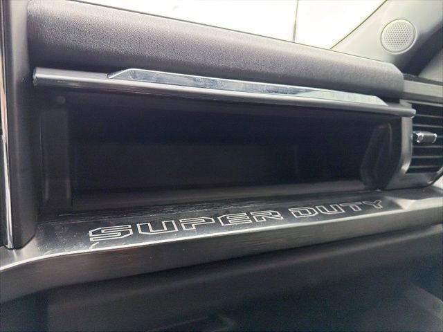 Certified 2023 Ford F450 Lariat w/ Lariat Ultimate Package image 42